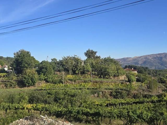 Terreno com viabilidade de construção em Gestaçô, Baião