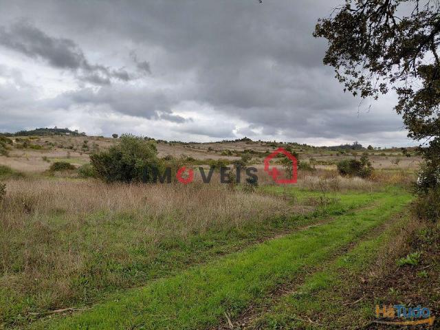 Terreno com vista deslumbrante e bons acessos! | 26064061525