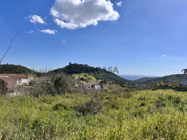 Terreno com Vista Mar e Castelo de Sesimbra Projeto Aprovado