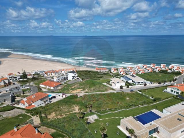 Terreno com vista mar e lagoa na Foz do Arelho