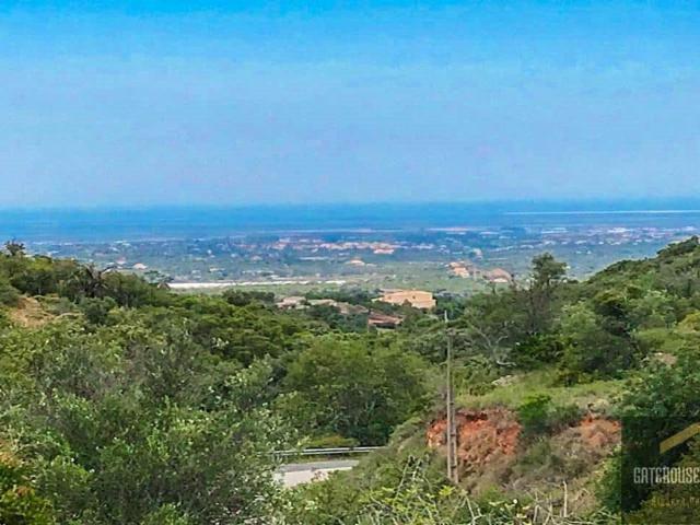 Terreno com vista mar e ruína à venda em Estoi, Algarve Lest. m² Conceição e Estói