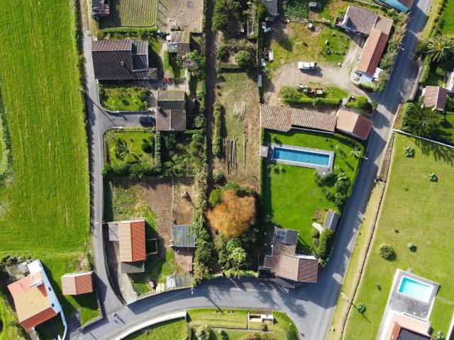 Terreno com Vista Mar Permanente nos Ginetes – Oportunidade Única