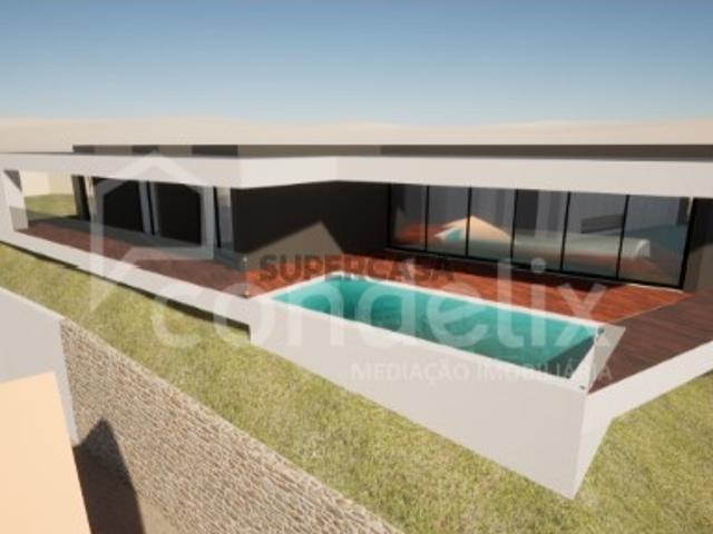 Terreno com Vista para o Rio e Projeto Aprovado com Piscina