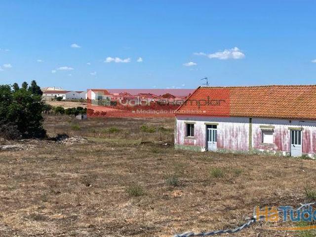 TERRENO COM ÁREA DE 8700 M2 BEM LOCALIZADO EM S. FRANCISCO | 26083421363