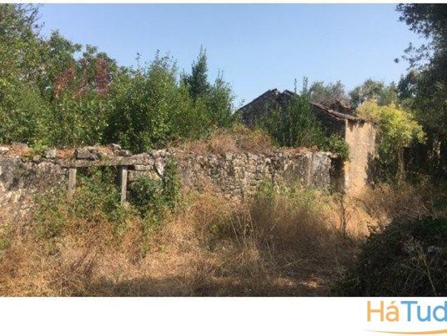 Terreno com casa para reconstrução T2150/18 | 26063252738