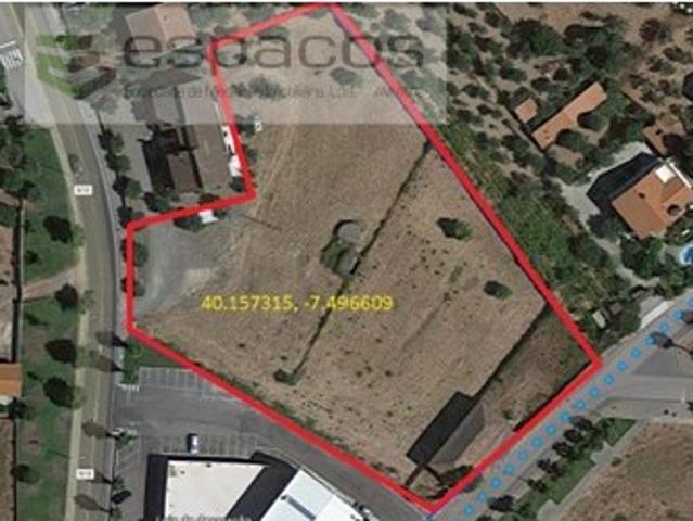Terreno com Elevado Potencial para Grande Área Comercial Fundão