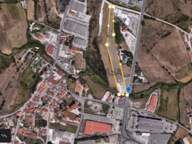 Terreno com excelente localização no Ral Sintra