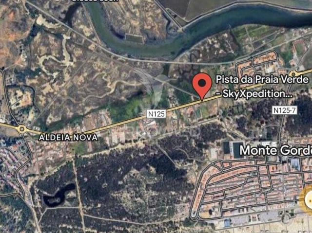 Terreno com mais de 25 Ha e a licença de Utilização para pista para ulyra leves