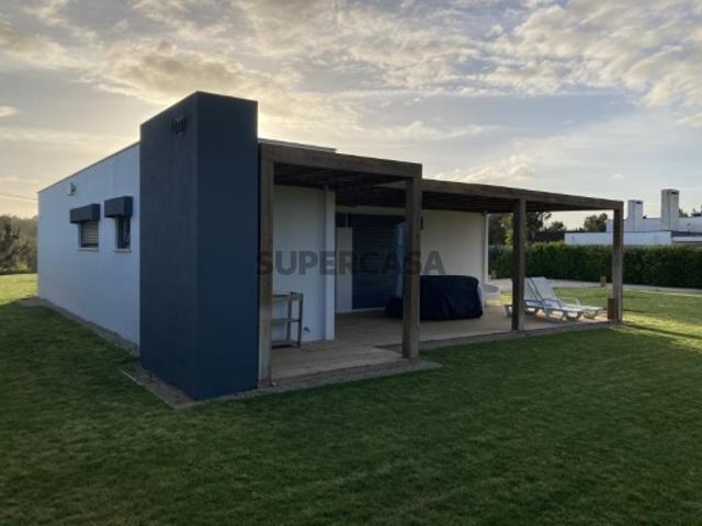 Terreno com Moradia Modelar T3 Villa Alegre