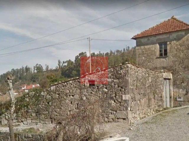 Terreno com moradia para reconstrução | 26053543538