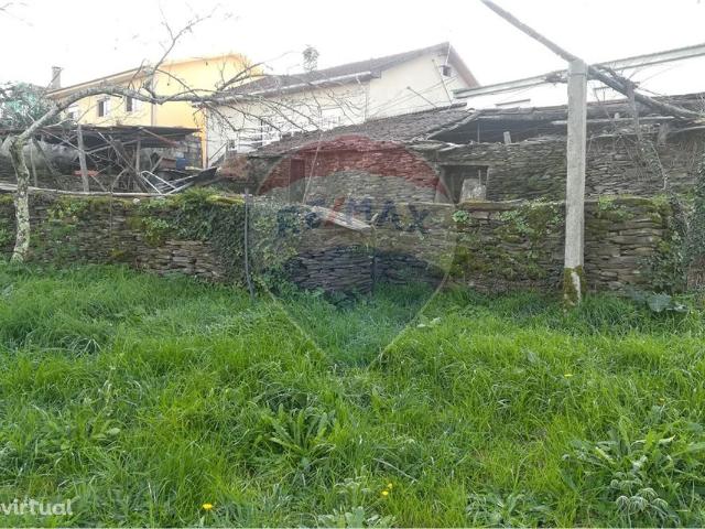 Moradia T0 para venda