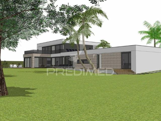 Terreno com projecto aprovado moradia T3 em Nogueira, Maia