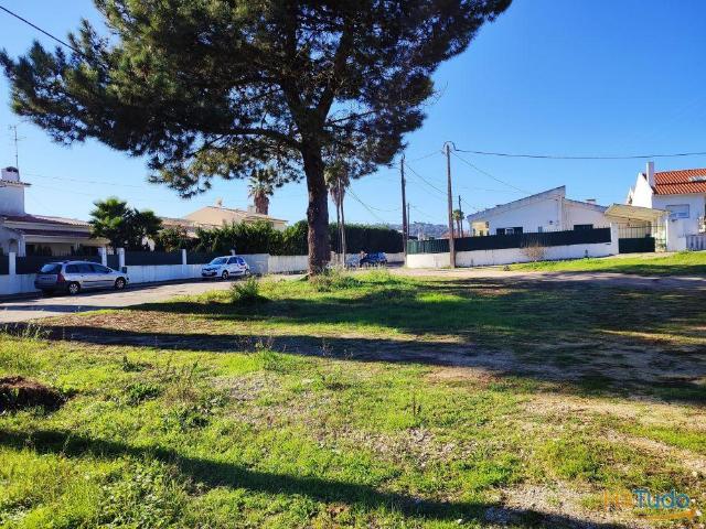 Terreno com projeto aprovado Moradia T4 com piscina e garagem | 25033211722