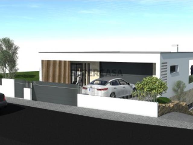 Terreno com projeto aprovado no Turcifal