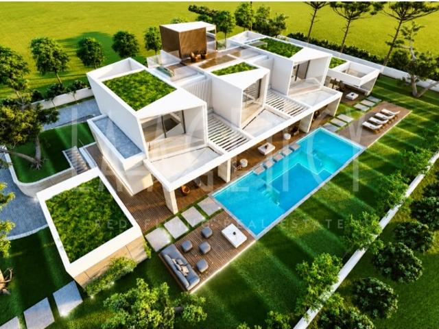 Terreno com Projeto Aprovado em Vilamoura