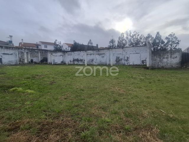 Terreno com Projeto Aprovado para Casa Térrea – Rabo de Peixe