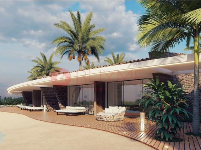 Terreno com projeto aprovado para hotel em Boliqueime