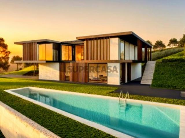 Terreno com Projeto Aprovado para Moradia Contemporânea em Figueiros Painho