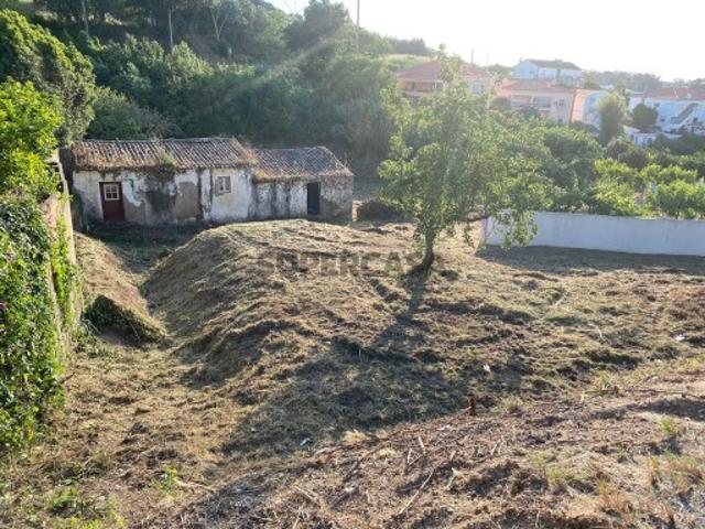 Terreno com projeto aprovado para Moradia no Turcifal