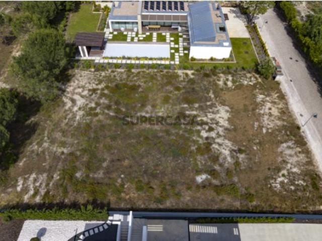 Terreno com Projeto Aprovado | Quinta do Peru Golf & Country Club | Localização Privada