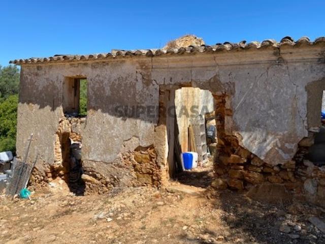 Terreno com ruína para construção de moradia Olhão