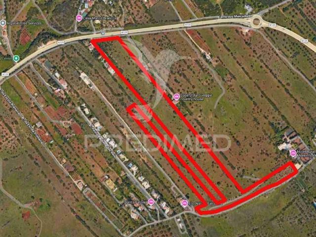 Terreno com ruína, pode construir 300m2 ou turismo com 2000m2