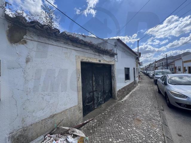 Terreno com Ruínas Salvaterra de Magos 96.000€