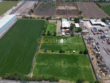 Terreno Comercial e Industrial en VENTA zona Tlacote Queretaro
