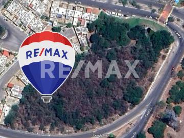 TERRENO COMERCIAL EN CAUCEL