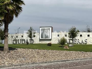 Terreno comercial en Ciudad Maderas León