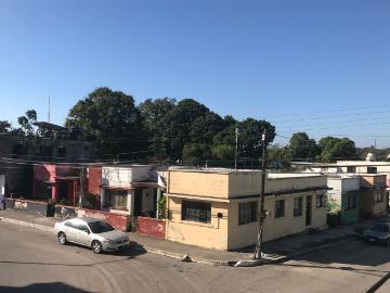 Terreno comercial en renta