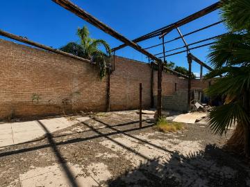 Terreno Comercial en Renta | Col. Moderna | Junto a OXXO