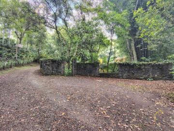 Residencia en Coatepec Campestre con jard?n en venta, con 2 chalets