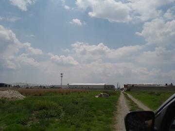 Terreno con uso industrial