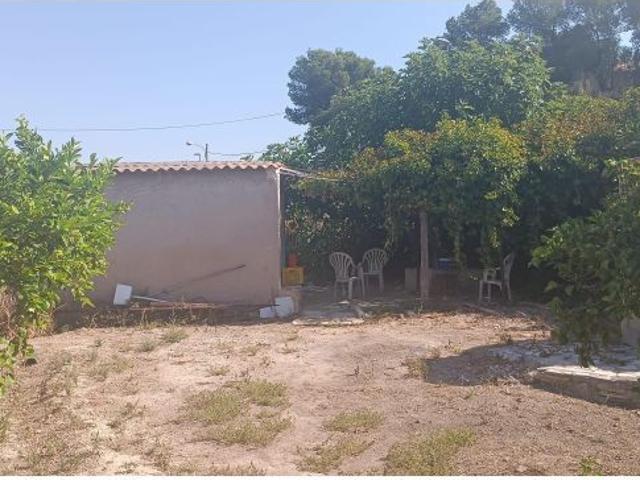 TERRENO CON CASA APEROS