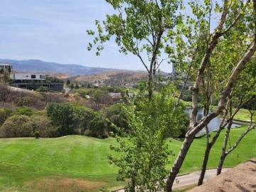 Terreno con Espectacular Vista al Campo de Golf Bosque Real