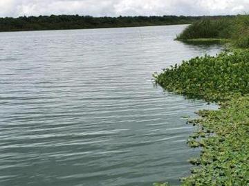 Terreno con frente de laguna en chetumal QROO, MX