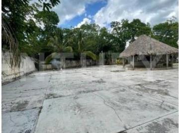 Terreno con Potencial Comercial y Residencial en Venta – Leona Vicario, Q.Roo