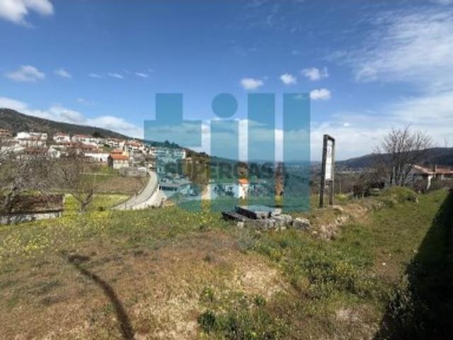 Terreno construtivo Vila Pouca