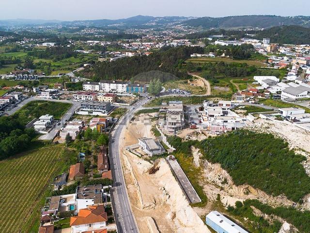 Terreno, Cristelos Boim Ordem