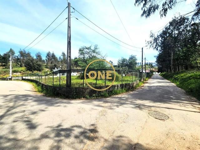 Terreno de Construção em Cavalões