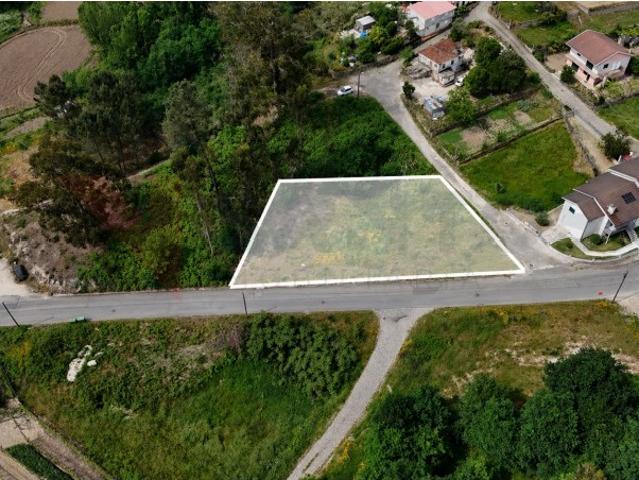 Terreno de Construção Habitacional | 1260m²