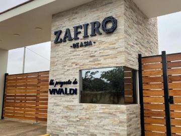 Terreno de playa en venta en Condominio Zafiro de Asia, km 104