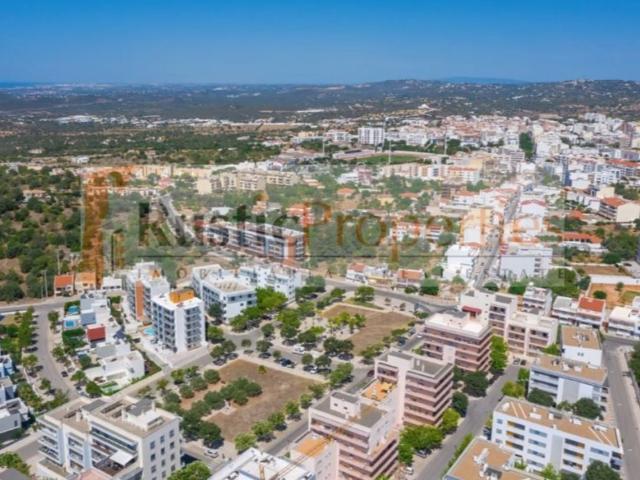 Terreno de 1604 m2 à venda Loulé, Faro