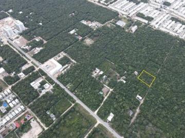 Terreno de 1784 m² en venta en Alamos 2