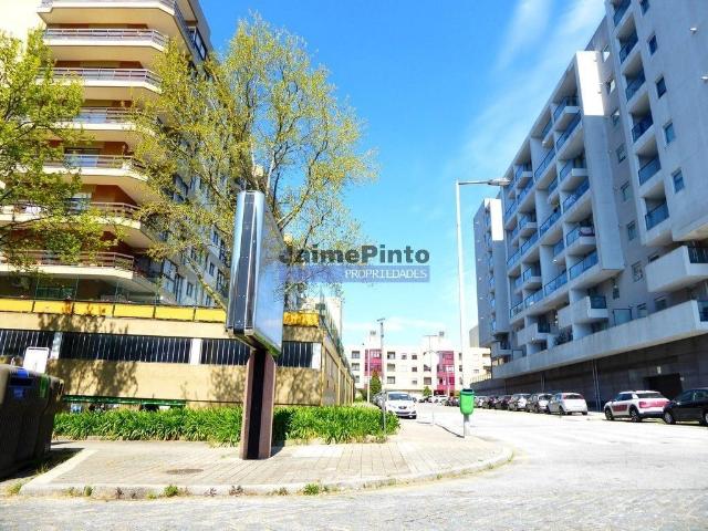 Terreno de 1000 m2 Porto, Portugal
