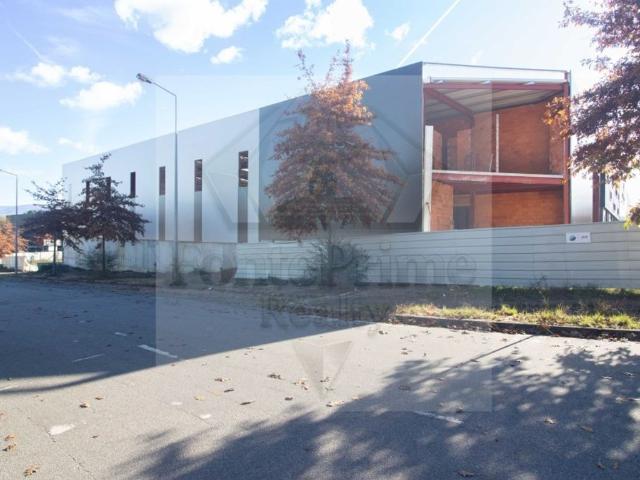 Terreno de 1120 m2 à venda Vila Verde, Portugal