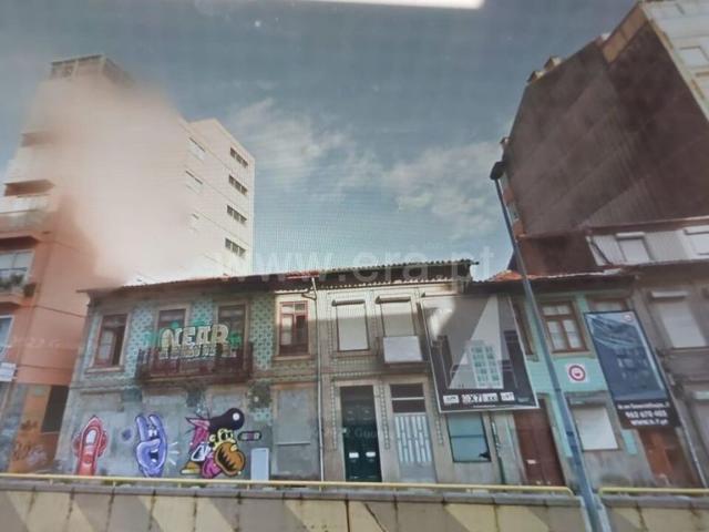 Terreno de 128 m2 Porto