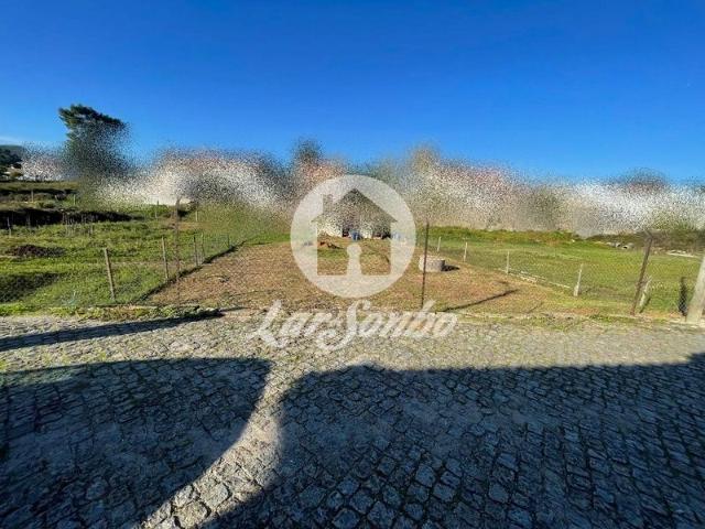 Terreno de 632 m² para construção de moradia individual, em Alvarelhos, Trofa
