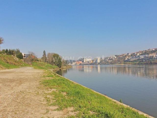 Terreno de 1896 m2 Vila Nova de Gaia, Porto
